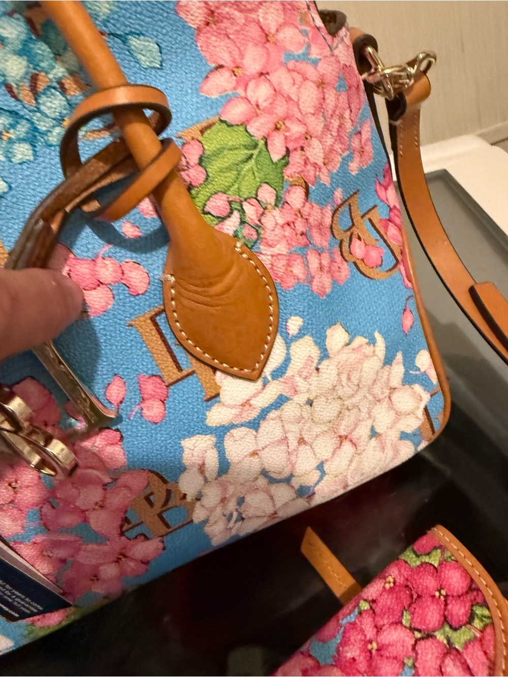 Dooney & Bourke Blue hydrangea Satchel small shopper - Picture 6 of 12
